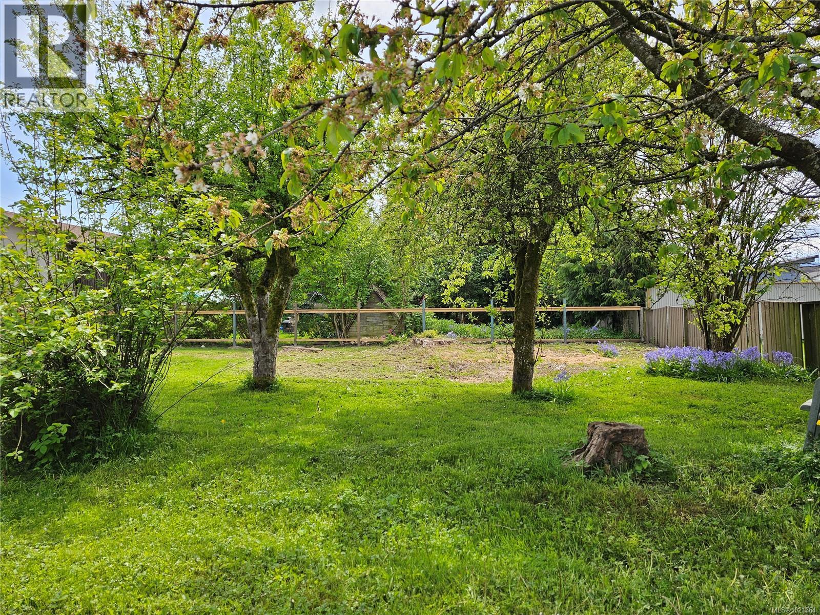 5890 CHESTERFIELD Ave, Duncan