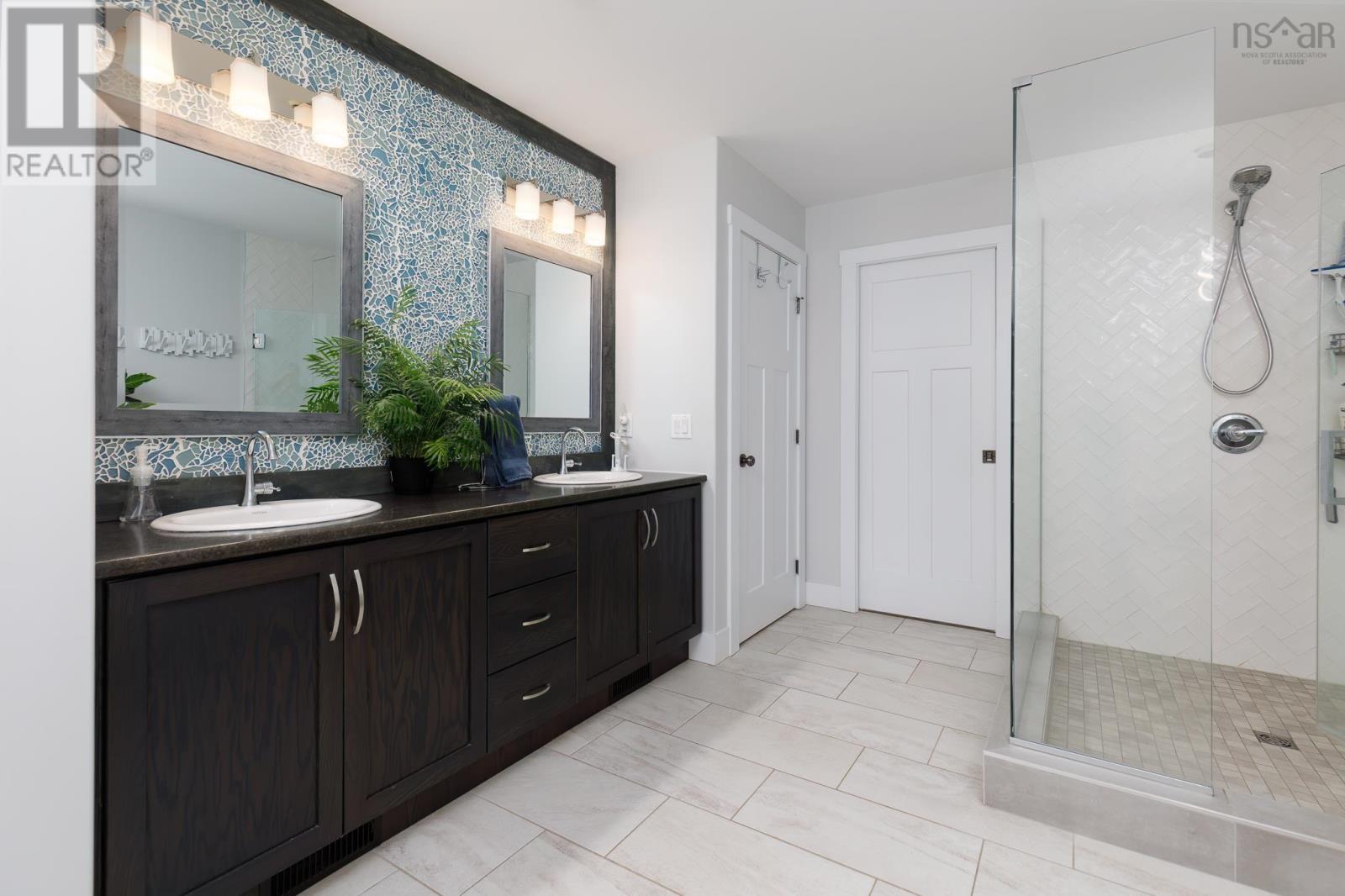 Property 28 of 46 of 4566 St Margarets Bay Road