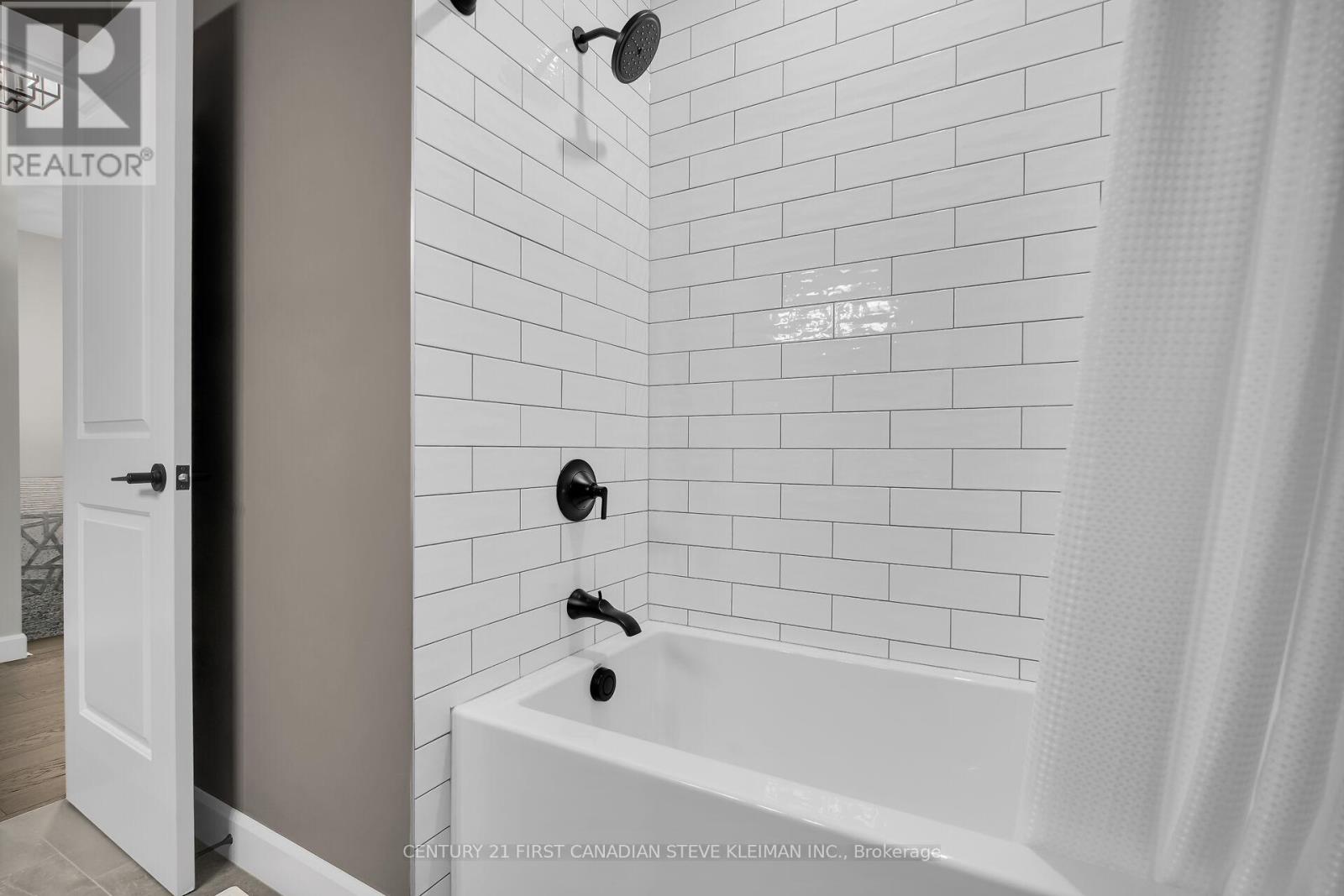 2662 BUROAK DRIVE - 27