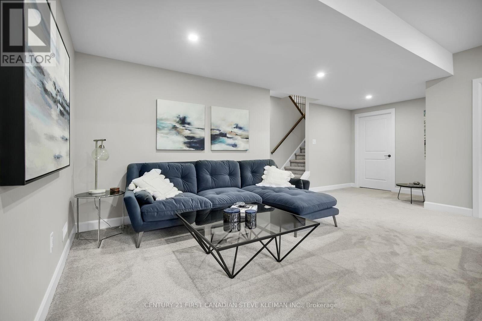 2662 BUROAK DRIVE - 31