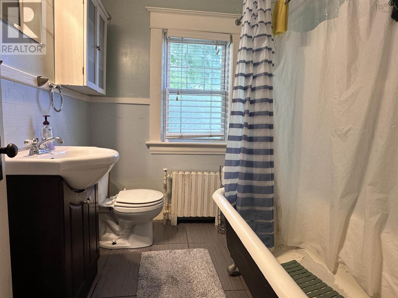 Property 17 of 23 of 130 School Street