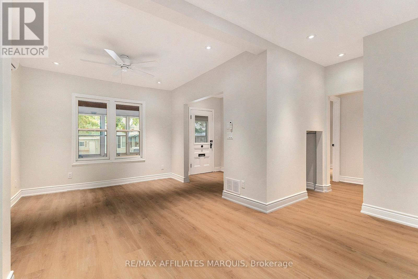 32 D'ARCY STREET - 25