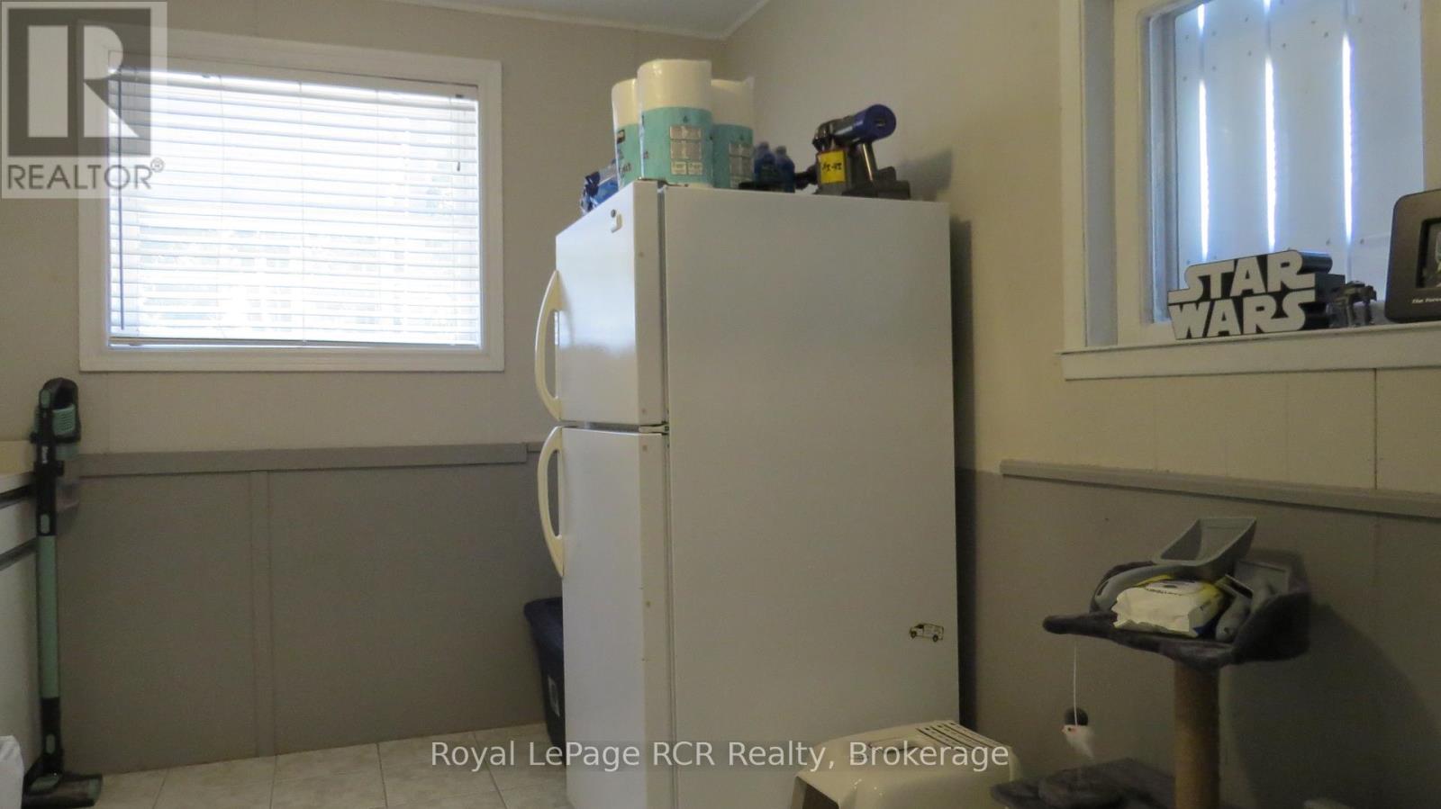 164 EDWARD STREET - 30