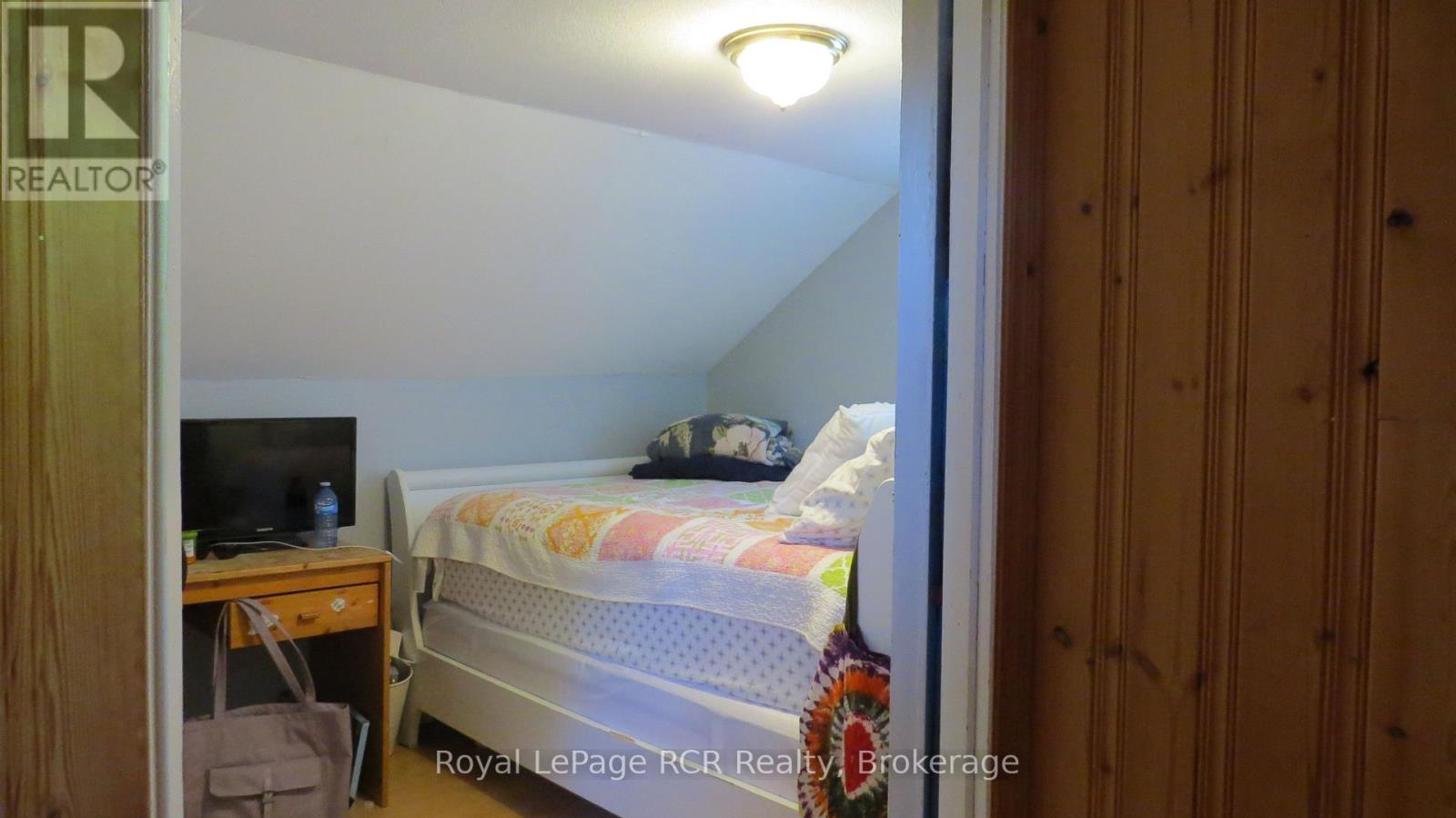 164 EDWARD STREET - 33