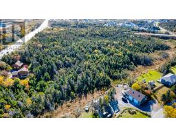 1061 Torbay Road thumbnail 13