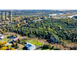 1061 Torbay Road thumbnail 21