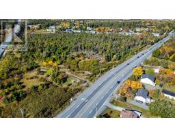 1061 Torbay Road thumbnail 8