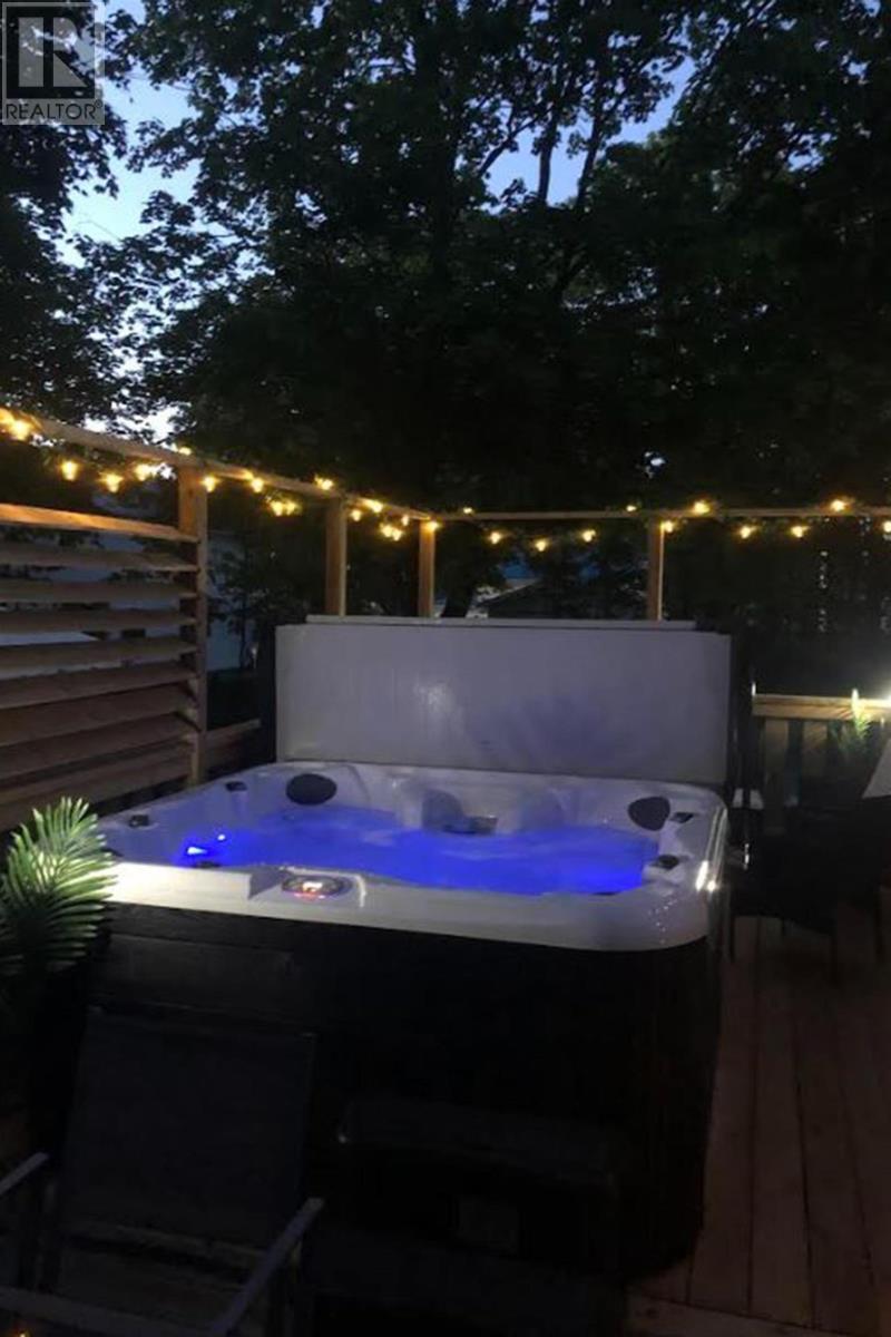 Property 48 of 50 of 33 Pleasant Street