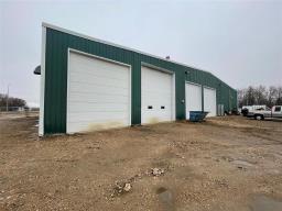 1701 Main Street, Swan River, MB R0L1Z0 Photo 10