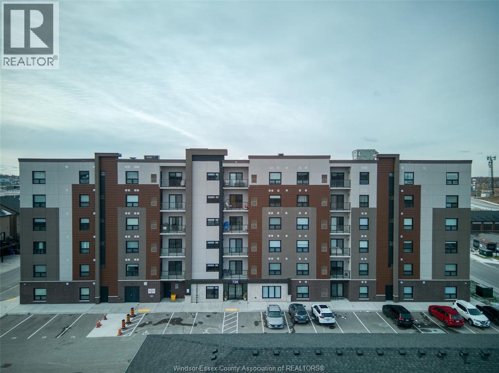 728 BROWNSTONE Unit# 204 - Main photo, Lakeshore, Ontario