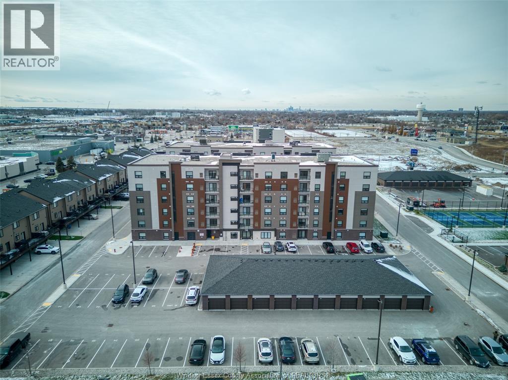 728 BROWNSTONE Unit# 204 - Photo 3 of 23, Lakeshore, Ontario