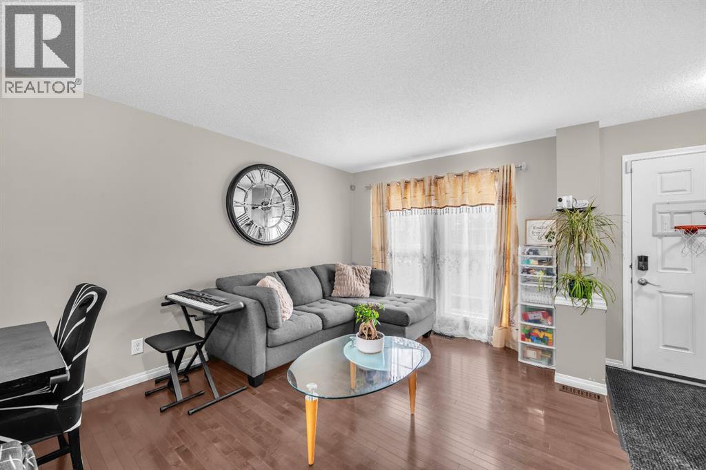 Single Family House for Sale in  Elgin Meadows SE McKenzie Towne Calgary 