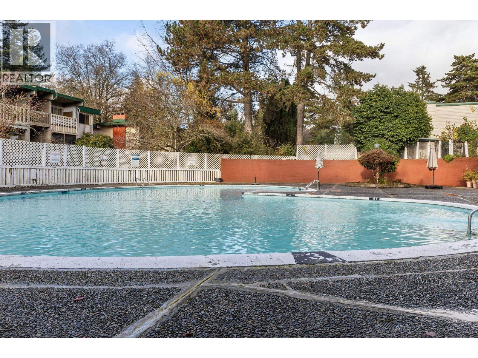 879 WESTVIEW CRESCENT, North Vancouver