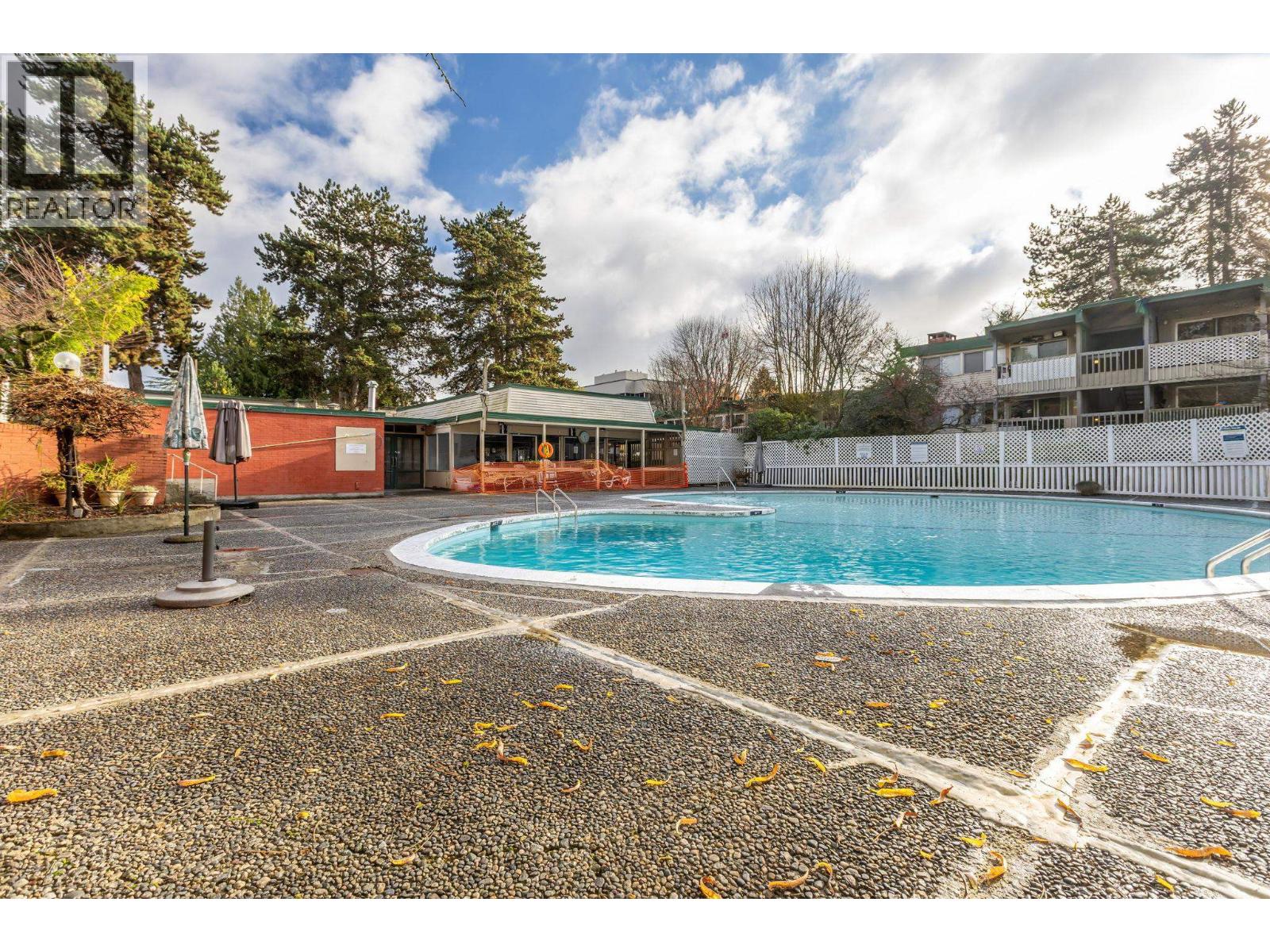 879 WESTVIEW CRESCENT, North Vancouver