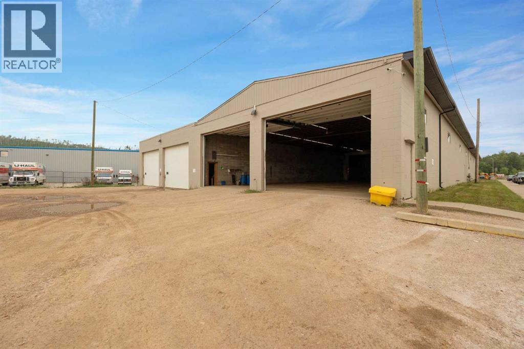 8030 Golosky Avenue, Fort McMurray