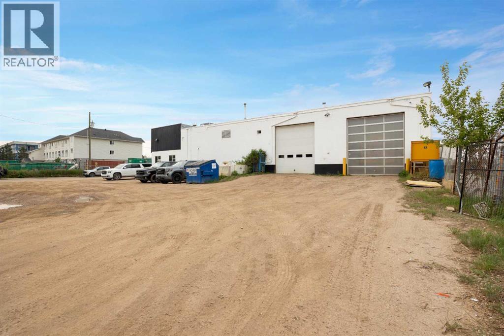 8030 Golosky Avenue, Fort McMurray