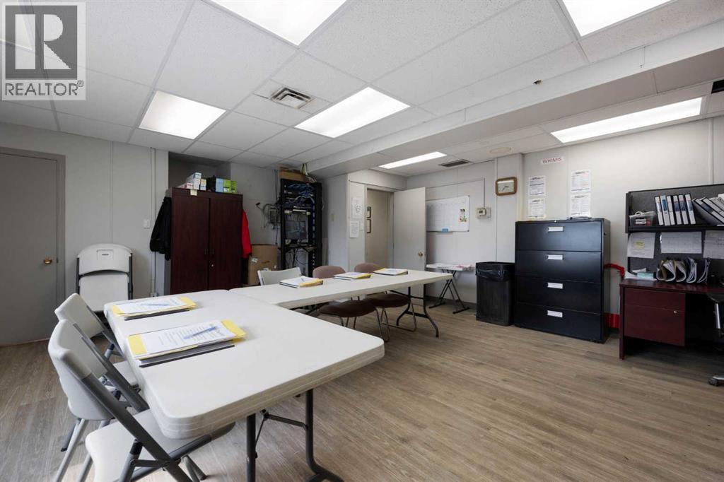 8030 Golosky Avenue, Fort McMurray