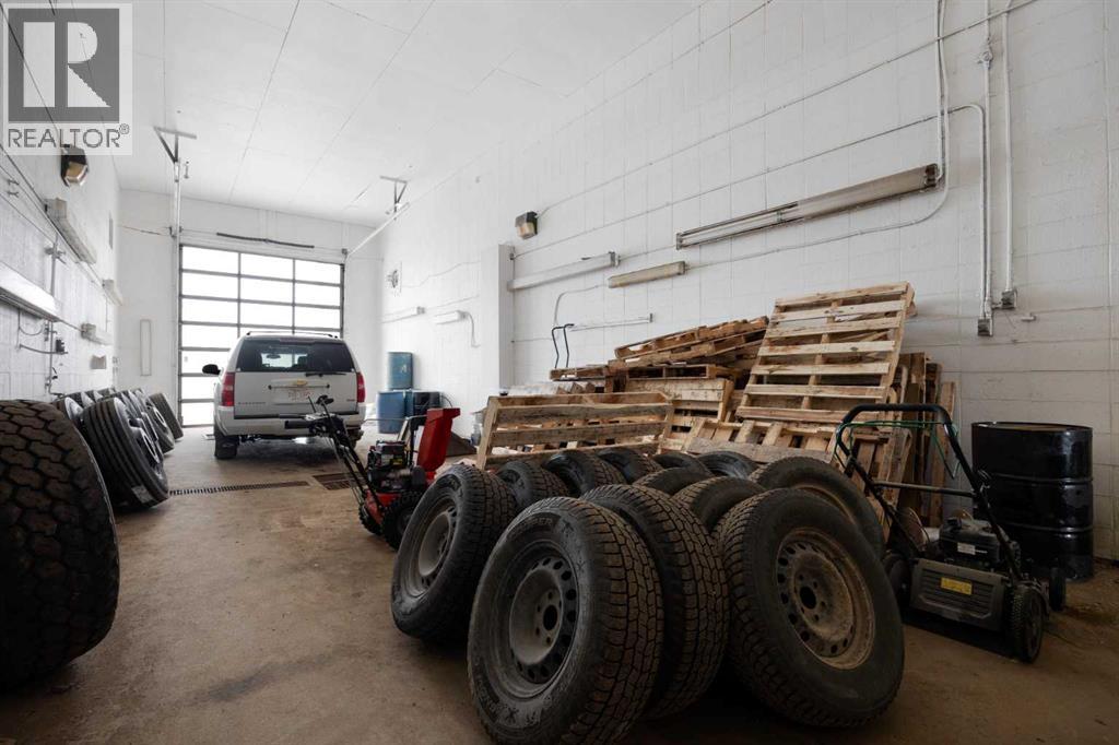 8030 Golosky Avenue, Fort McMurray