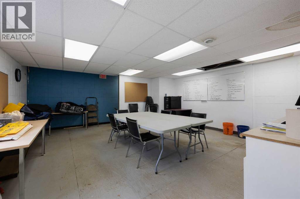 8030 Golosky Avenue, Fort McMurray