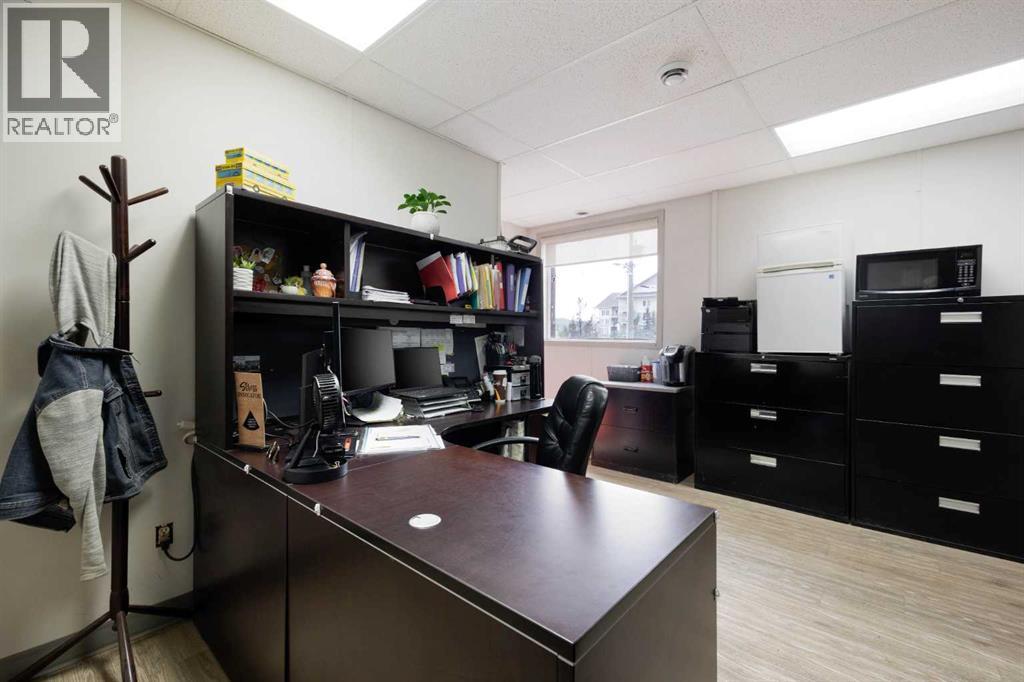 8030 Golosky Avenue, Fort McMurray