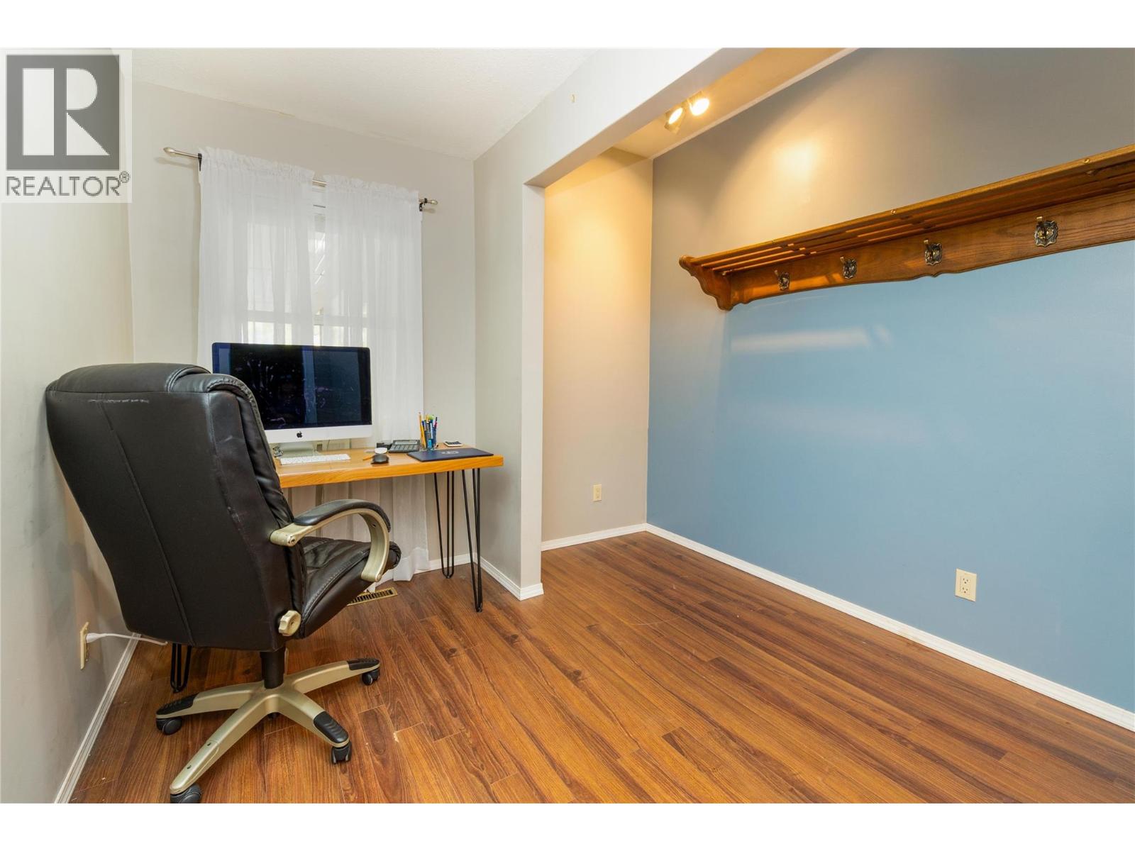  7630 97A Highway, Mara