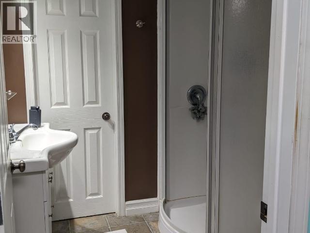 148 & 150 DAWSON DRIVE - 17