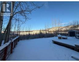 148 & 150 Dawson Drive, Faro, YT Y0B1K0 Photo 6
