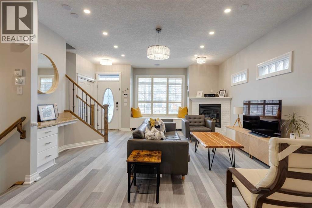 Single Family House for Sale in    Avenue NE Tuxedo Park Calgary 