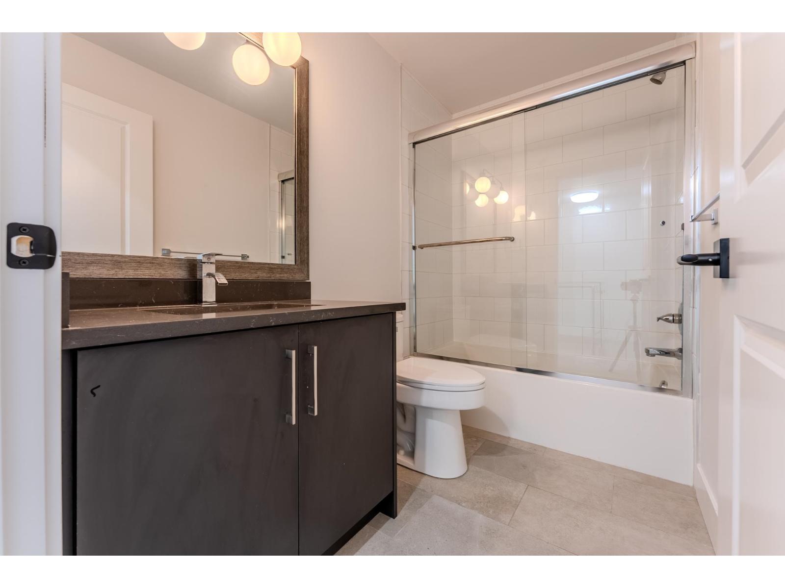 2 46376 YALE ROAD, Chilliwack Proper East, Chilliwack