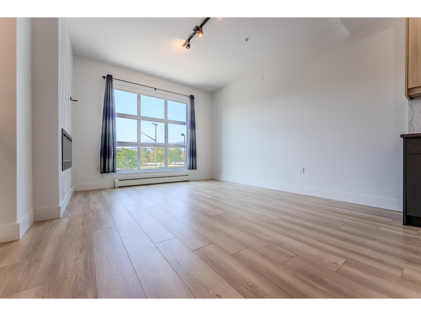 2 46376 YALE ROAD, Chilliwack Proper East, Chilliwack