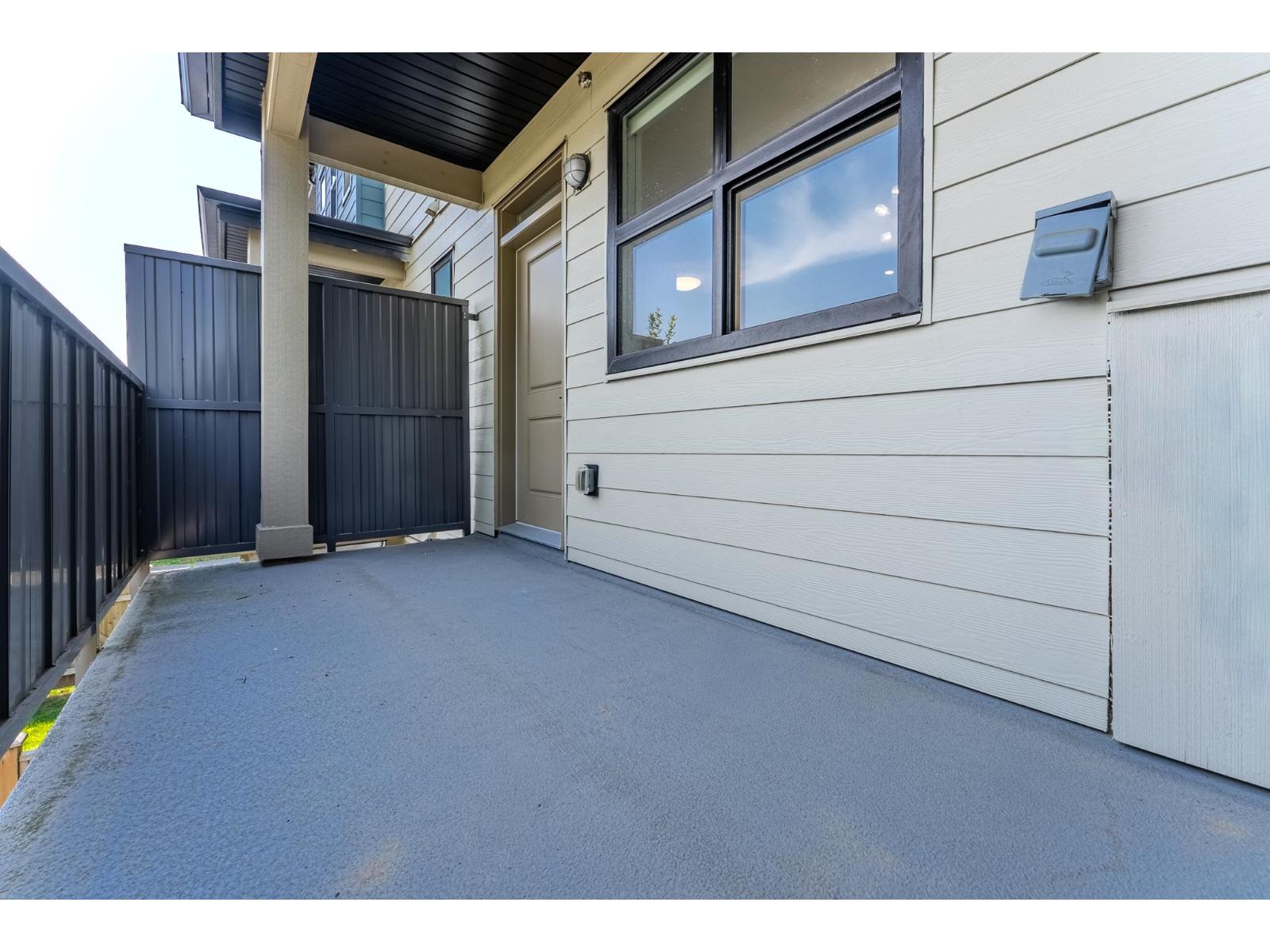 2 46376 YALE ROAD, Chilliwack Proper East, Chilliwack