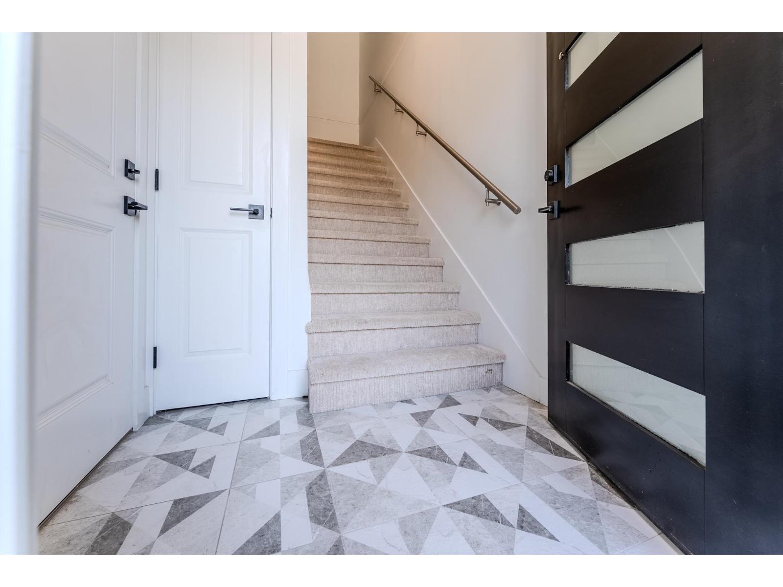 2 46376 YALE ROAD, Chilliwack Proper East, Chilliwack