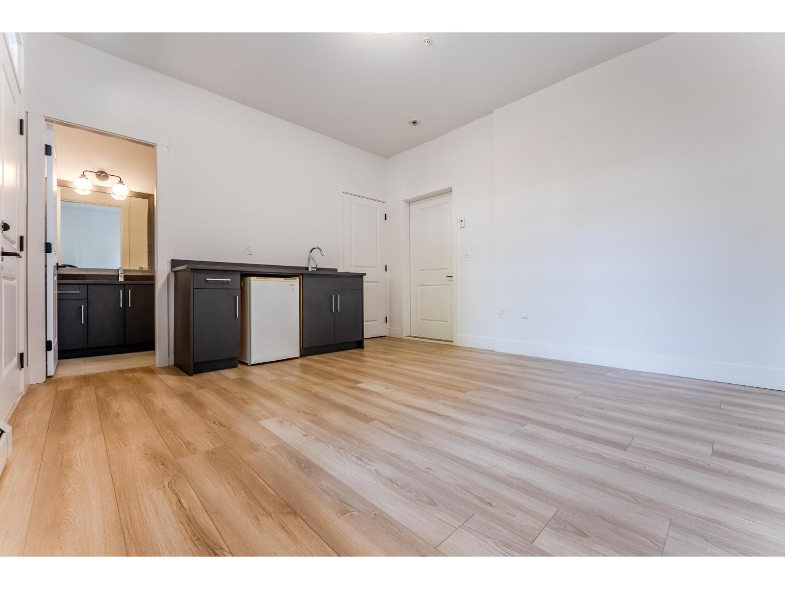 2 46376 YALE ROAD, Chilliwack Proper East, Chilliwack