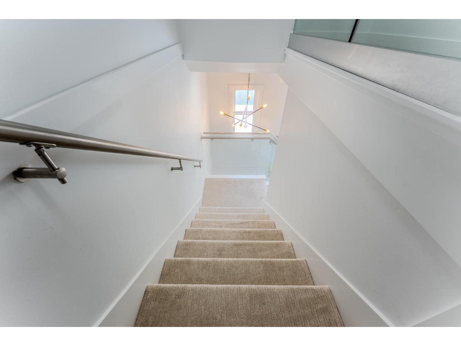 2 46376 YALE ROAD, Chilliwack Proper East, Chilliwack