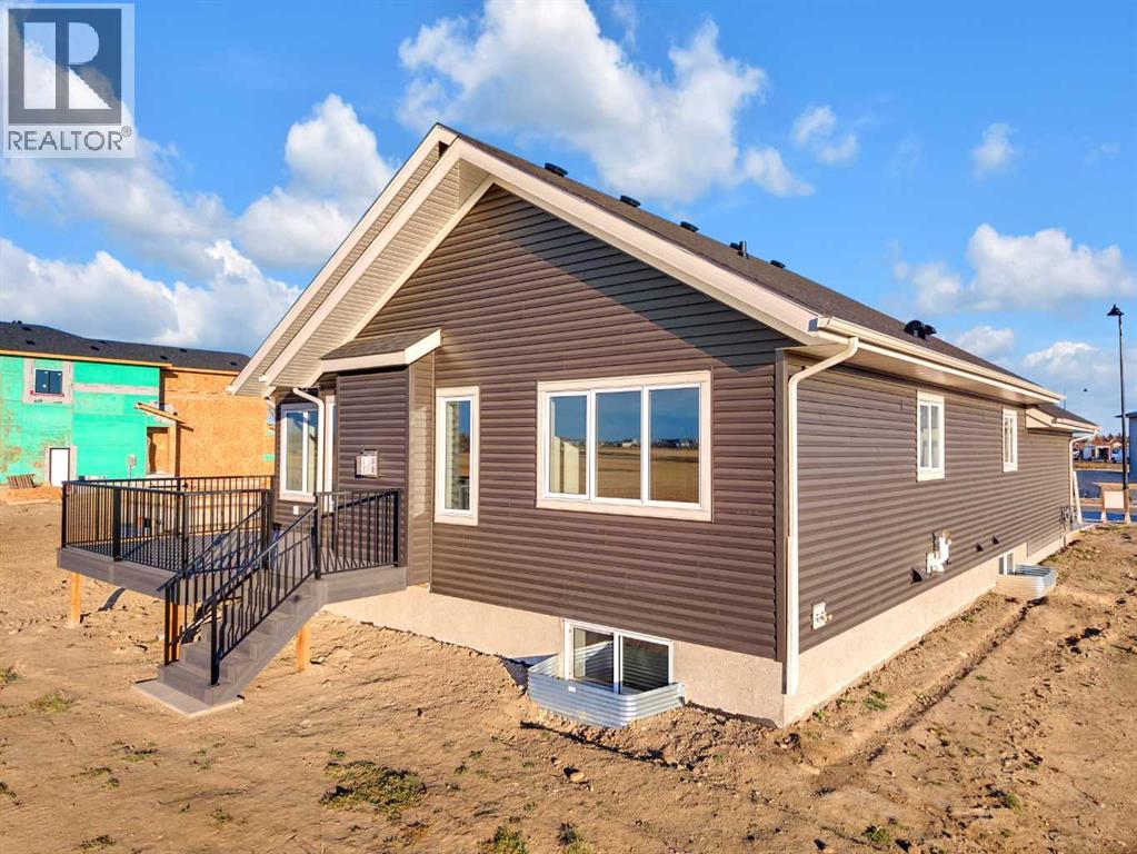 Single Family House Bungalow for Sale in  Everson Close Evergreen Red Deer 