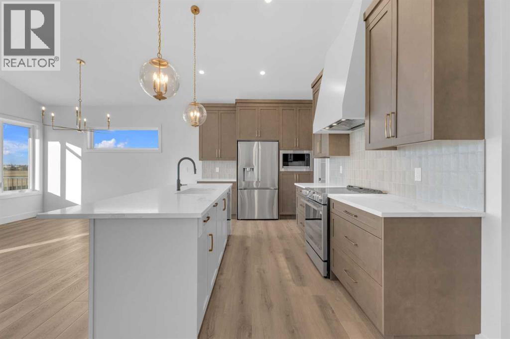 Single Family House Bungalow for Sale in  Everson Close Evergreen Red Deer 