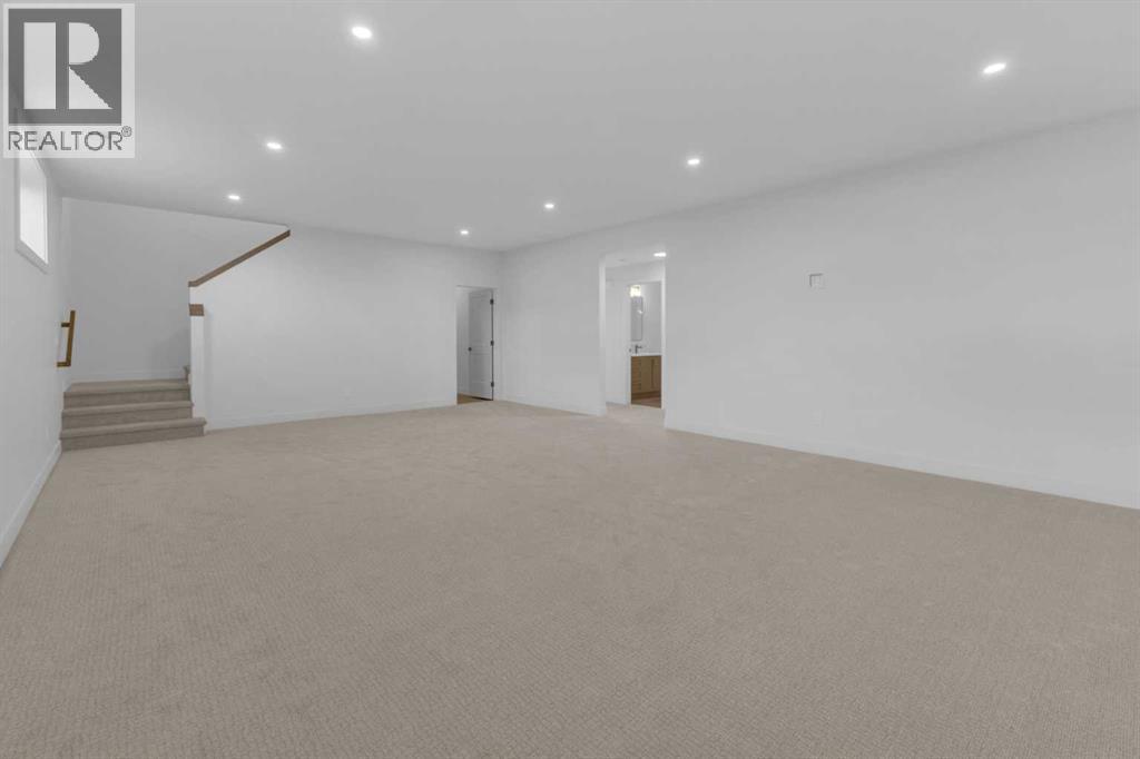 Single Family House Bungalow for Sale in  Everson Close Evergreen Red Deer 