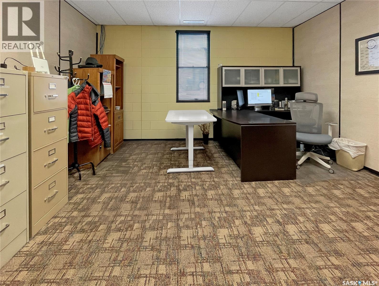 Office for Sale in   st AVENUE NE Swift Current 