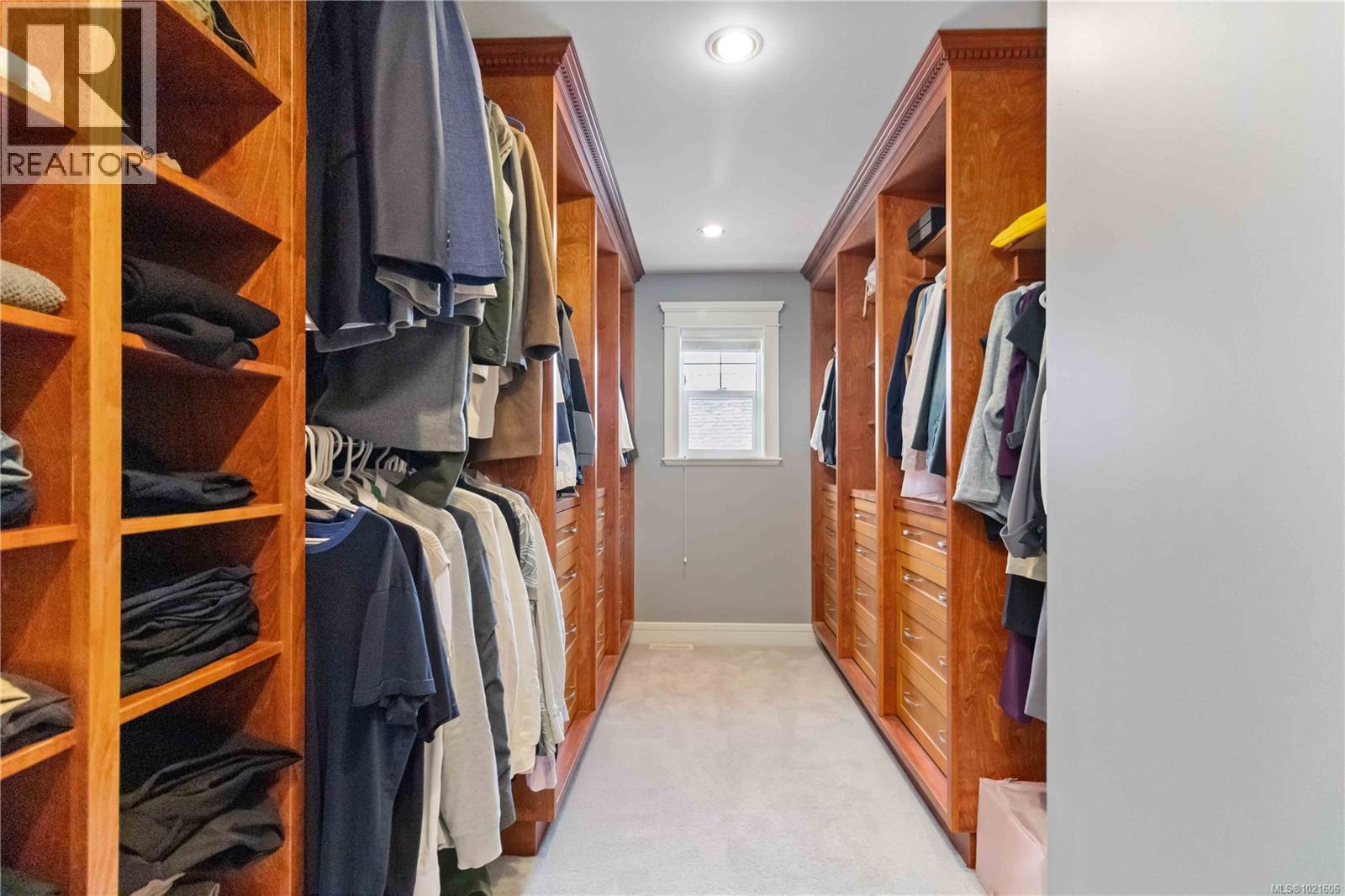 1287 Eston Pl, Langford