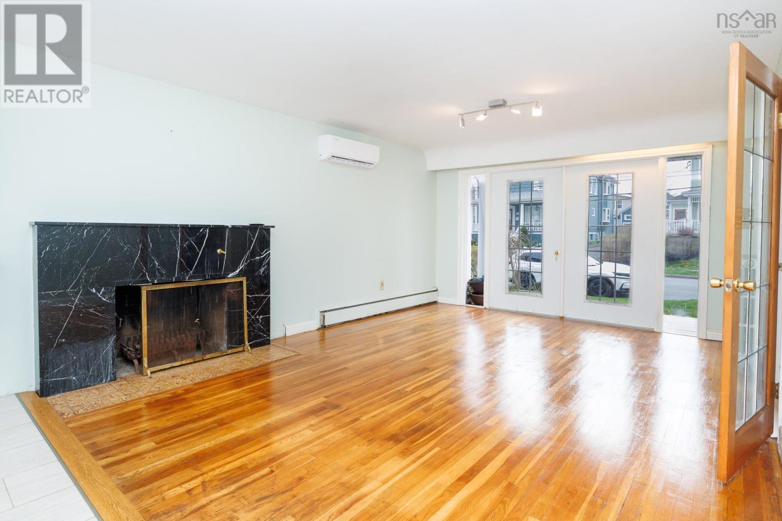 Property 20 of 49 of 79 Whitney Avenue