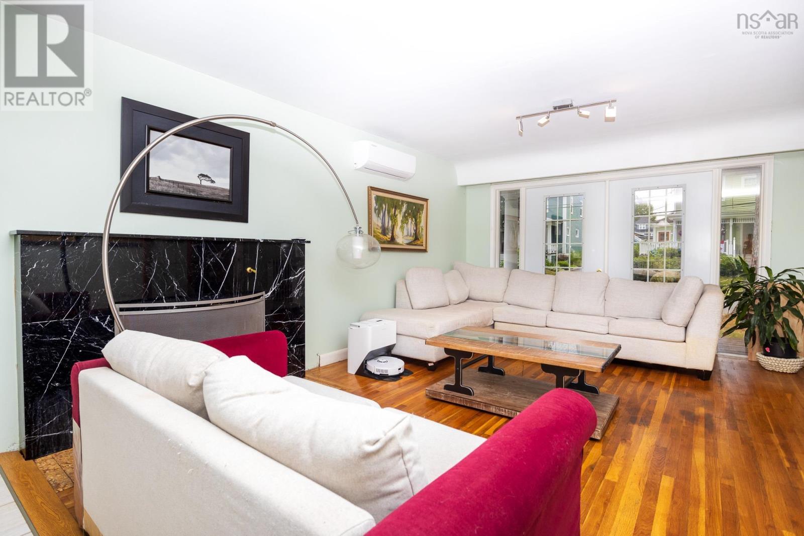 Property 35 of 49 of 79 Whitney Avenue