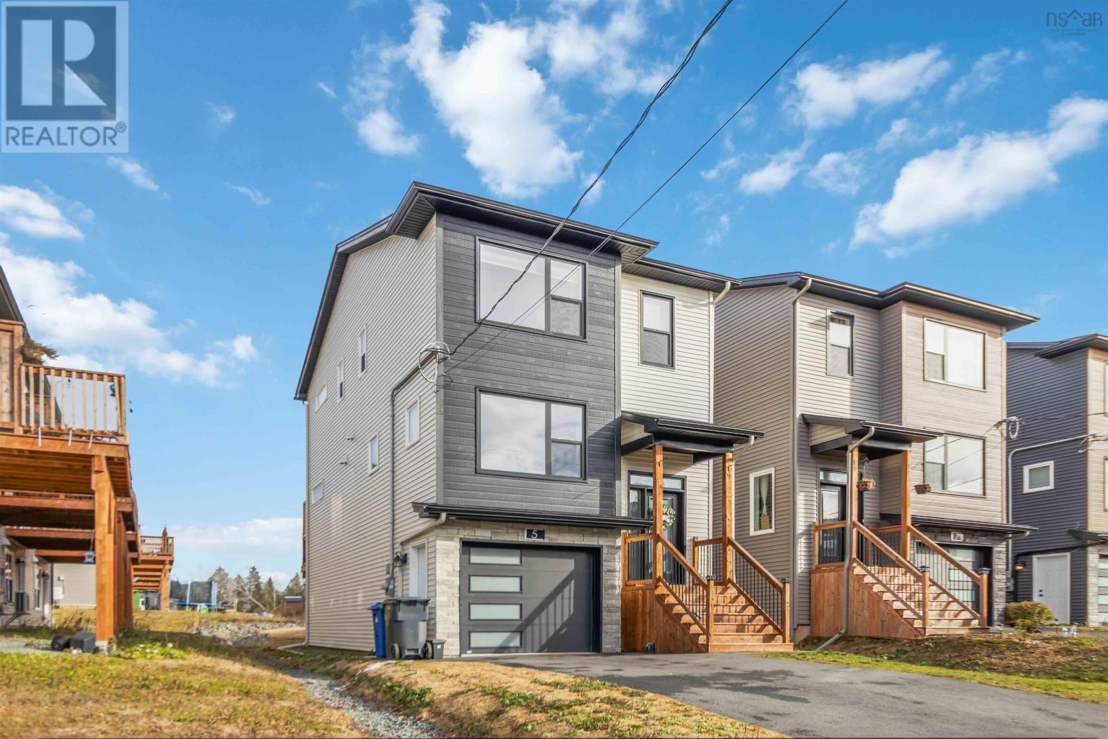 Property photo of 5 Sam Crescent