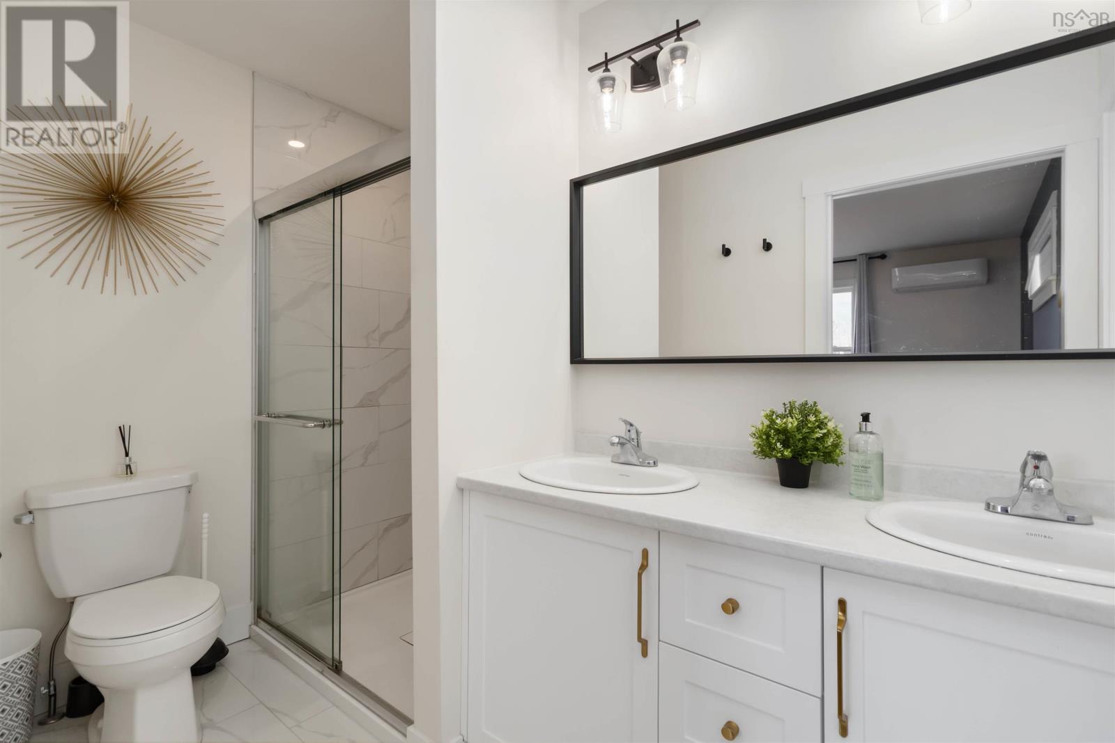 Property 37 of 49 of 5 Sam Crescent