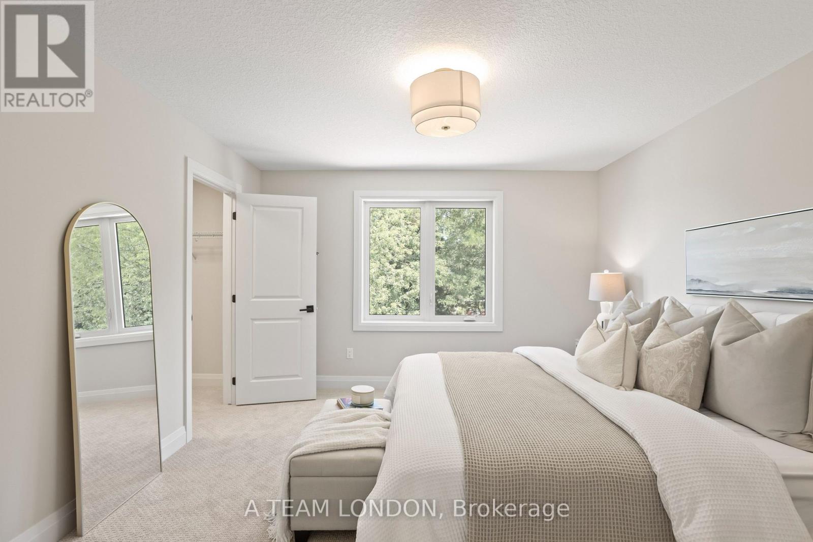 Single Family House for Sale in  ASHFORD (LOT ) STREET Central Elgin (Belmont) 