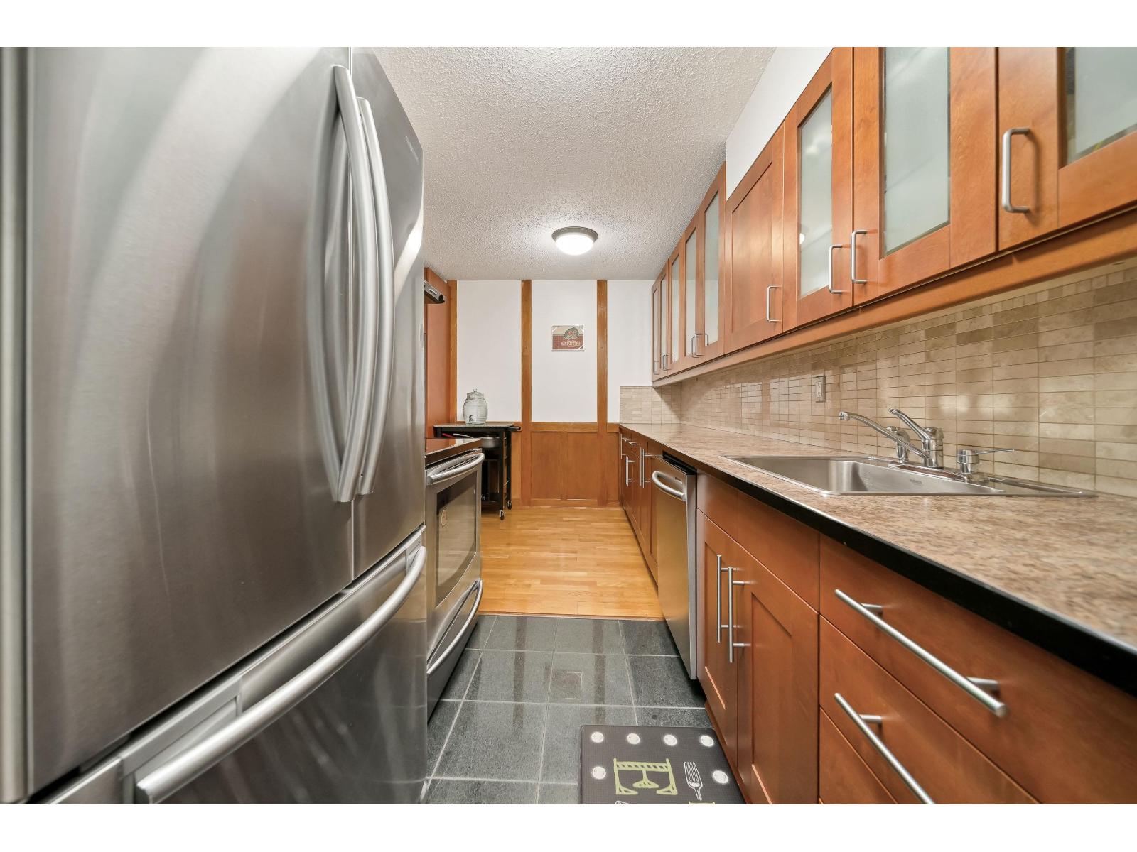 #324-11806 88 Avenue, Delta