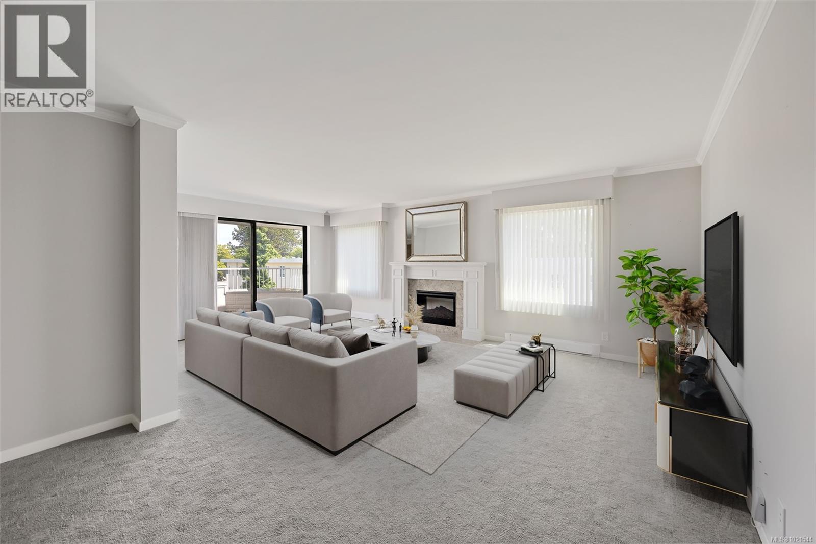 409 1370 Beach Dr, Oak Bay