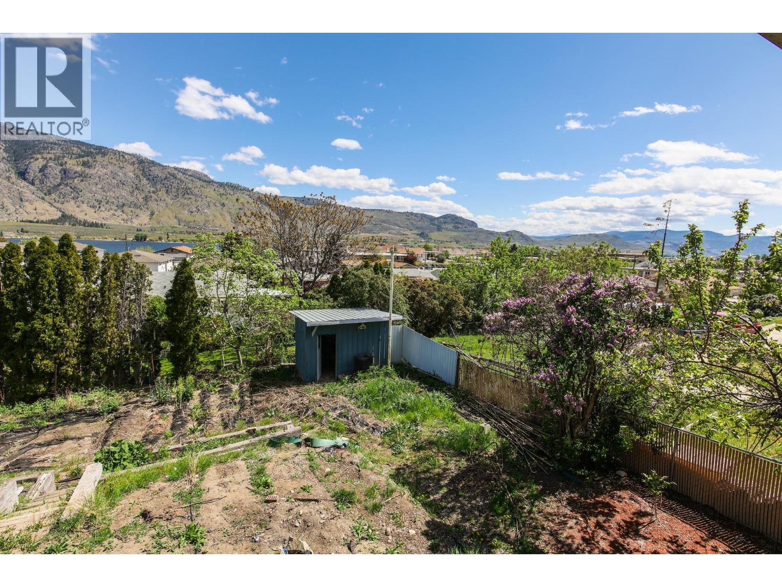8009 87th Street, Osoyoos