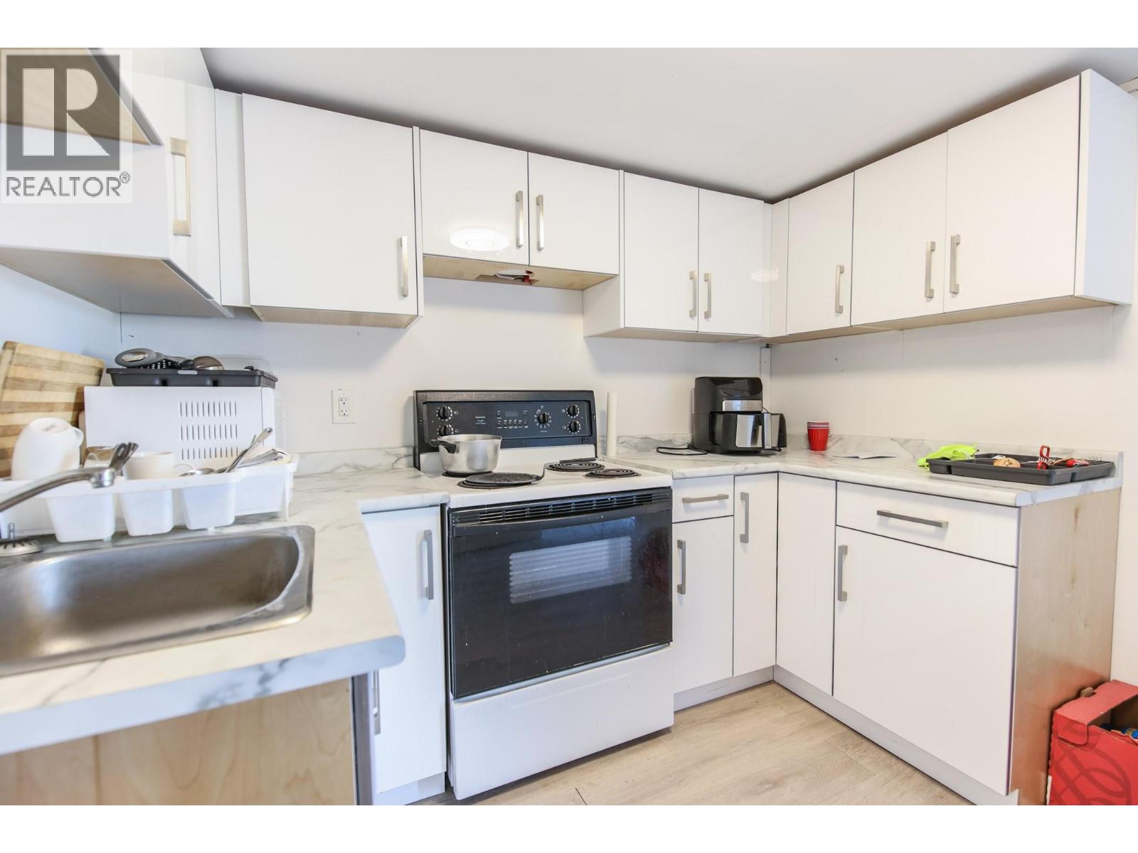 8009 87th Street, Osoyoos