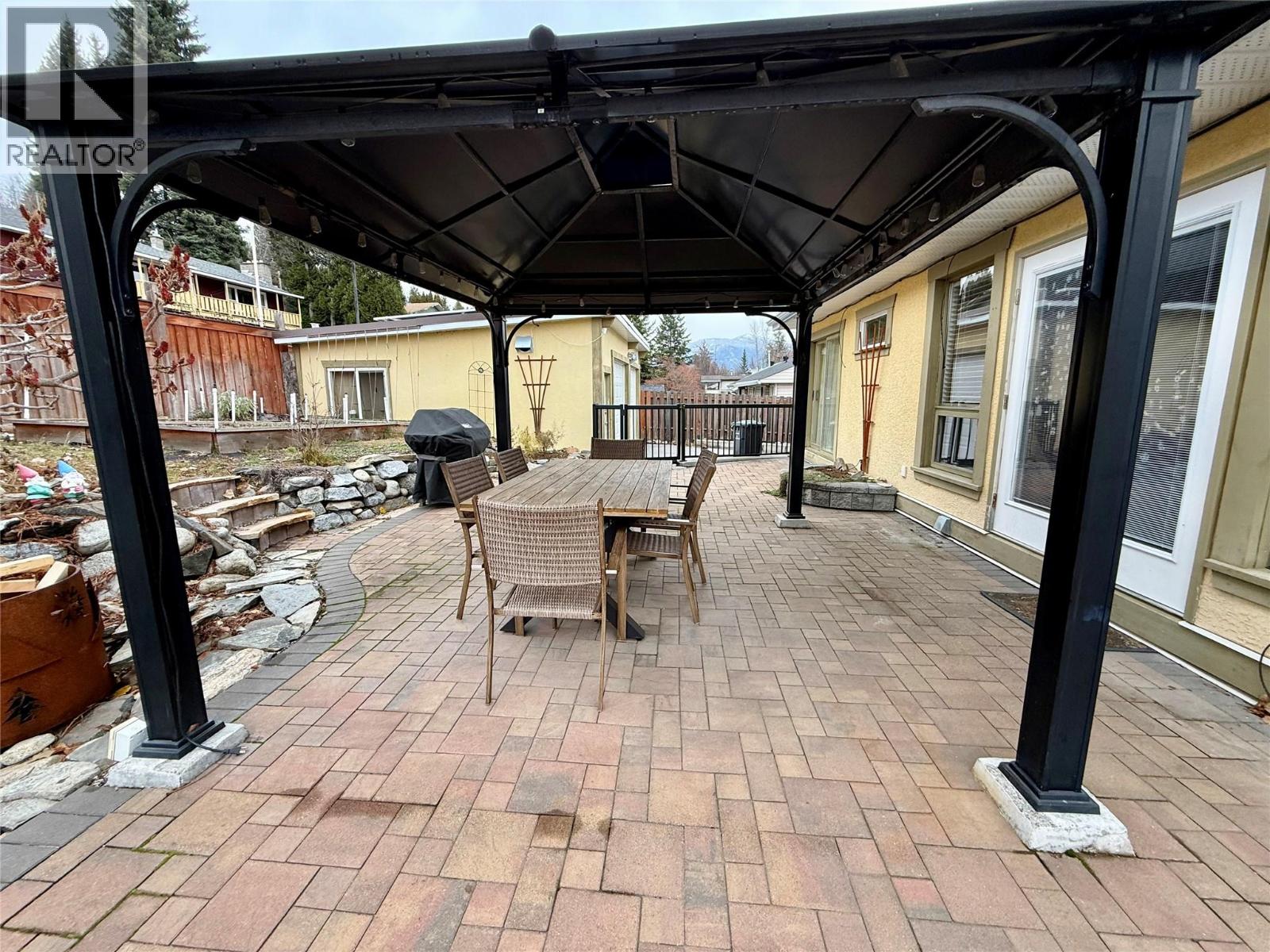 3400 8TH Avenue, Castlegar