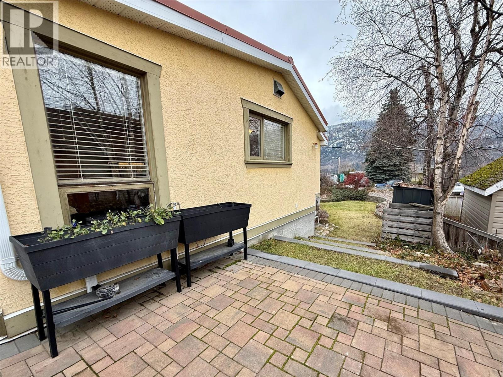 3400 8TH Avenue, Castlegar